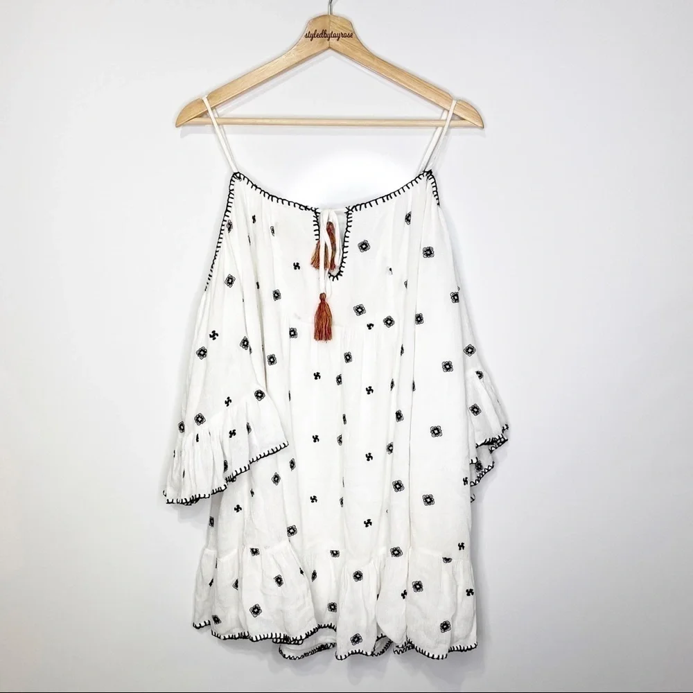 Tularosa Cold Shoulder Dress - Picture 4 of 15